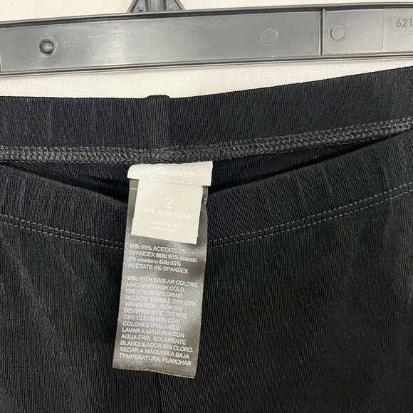 Chico's Travelers Black Wrinkle Resistant Pull On Pants Cropped Size 2, US 12/14 - Picture 3 of 6
